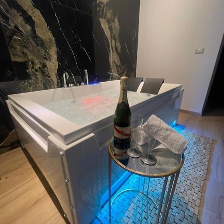 Relax Apartment 39 Crotone Exterior foto